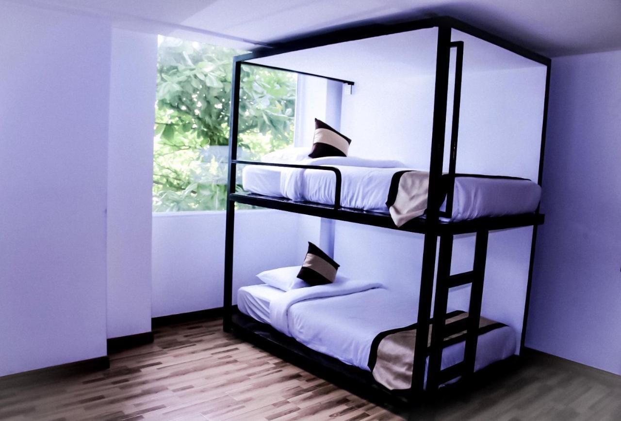 The Lodge Yangon Poshtel ภายนอก รูปภาพ